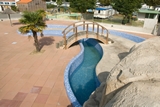 VM Piscines, pisciniste, SAV, accessoires pour piscine enterree beton et parc aquatique.